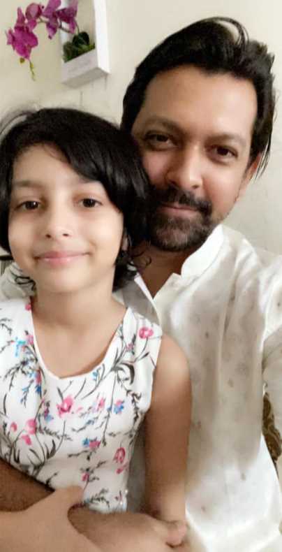 Tahsan with his Daughter