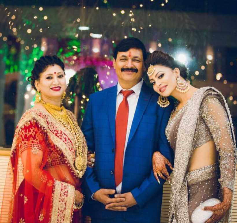 Urvashi Rautela With her Father & Mother