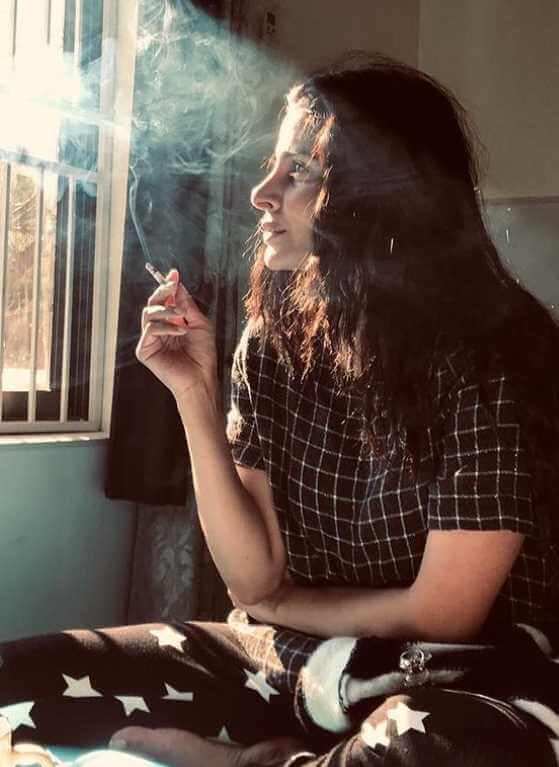 Saba Qamar with smoking Image