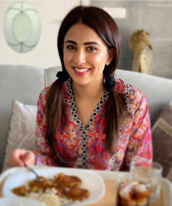 Ushna Shah with foods
