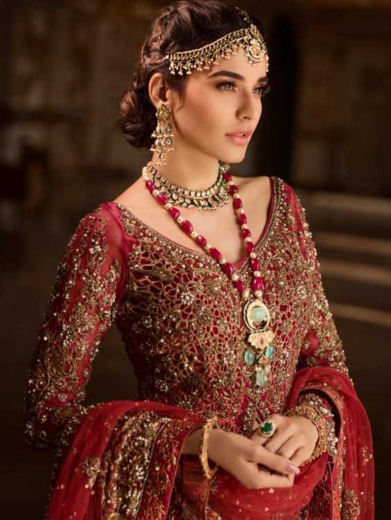 Sadia Khan Red Dress Image