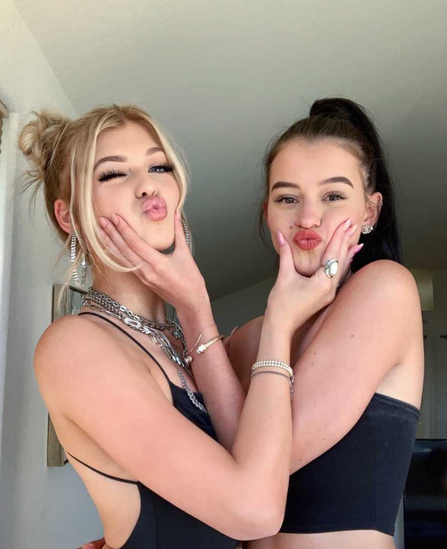 Loren Gray with her Sister Photo