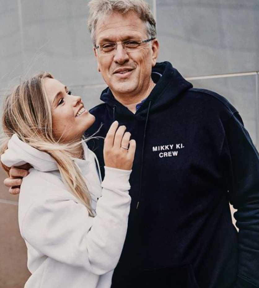 Mikky Kiemeney with her father Photo