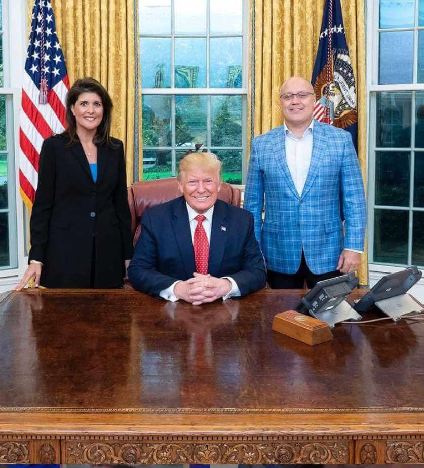 Nikki Haley with Donald Trump photo