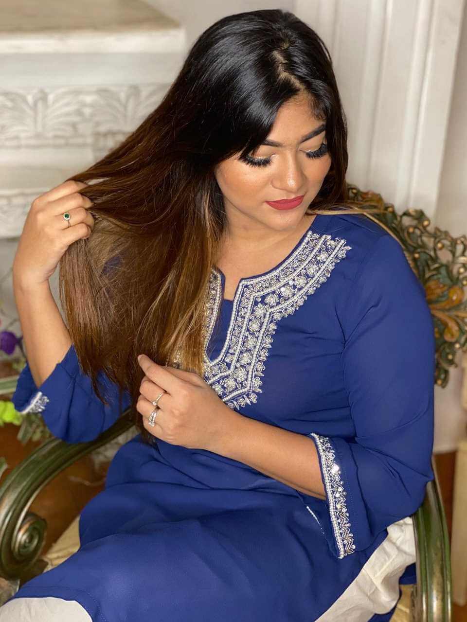 Shamma Rushafy Abantee Blue dress pic