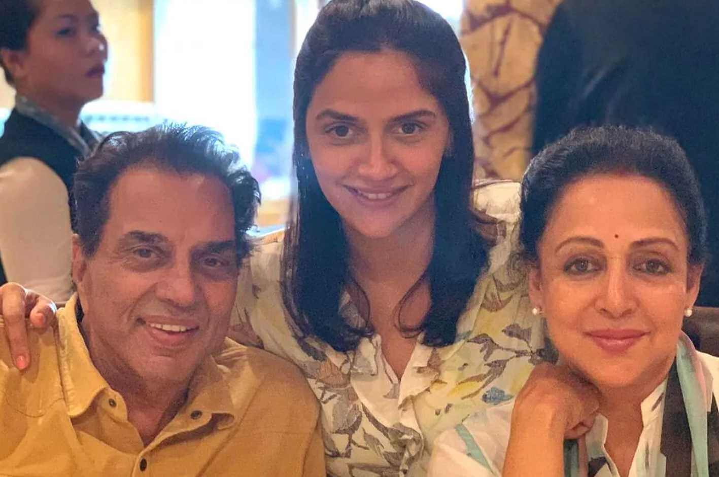 Ahana Deol with her Parents photo